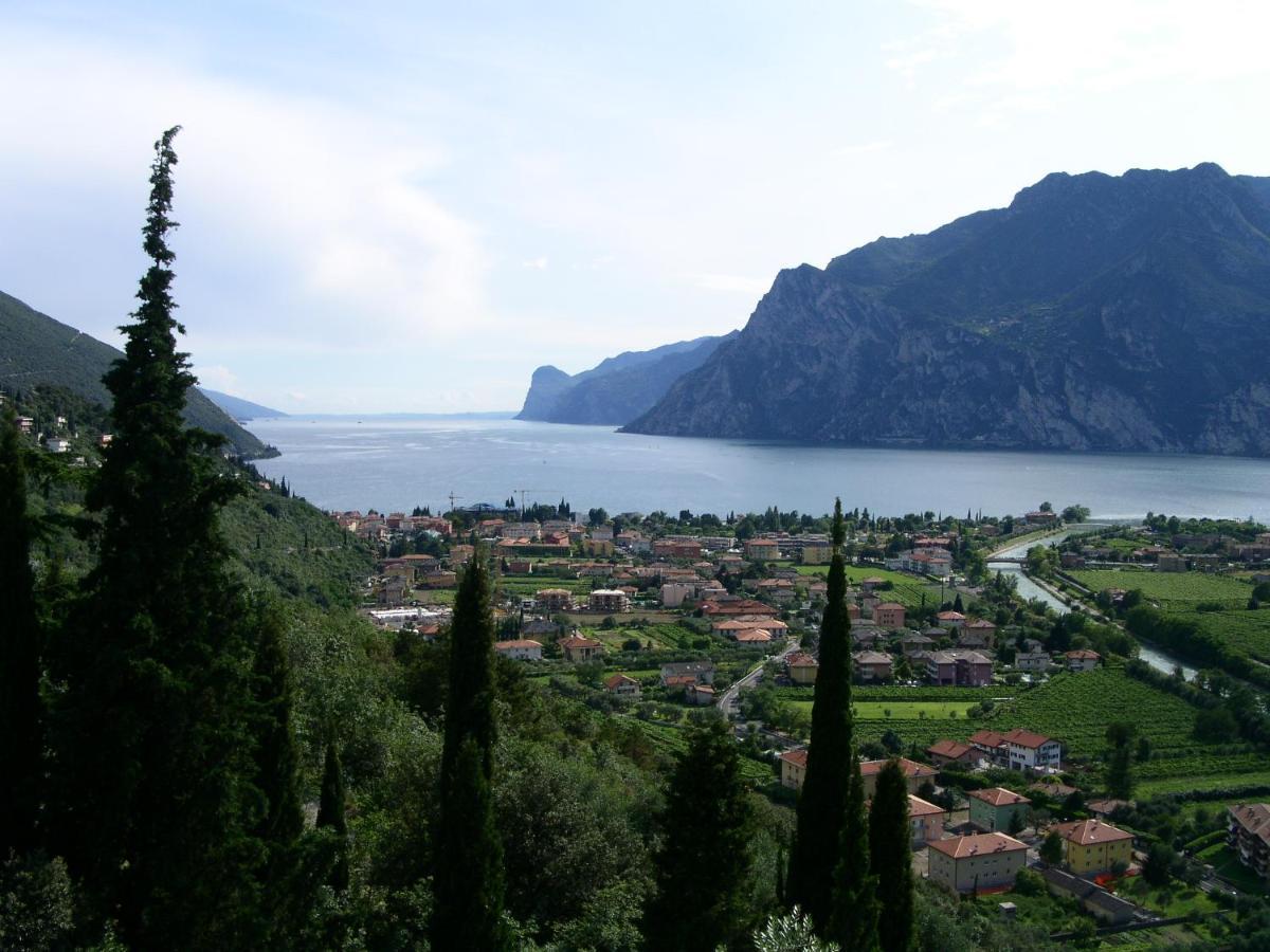 Sun & Fun Apartment - Morena Riva del Garda Exterior foto
